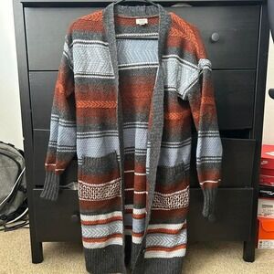 Multicoloured striped cardigan with a boho vibe Size M